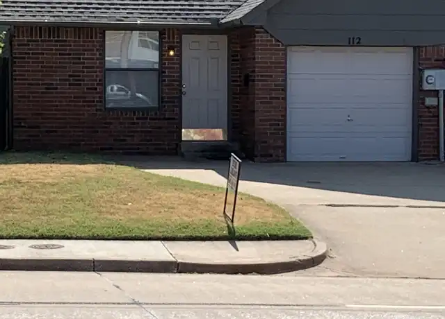 Property at 110 N Baumann Ave, Edmond, OK, 73034, 2 beds, 1.5 baths, [object Object]