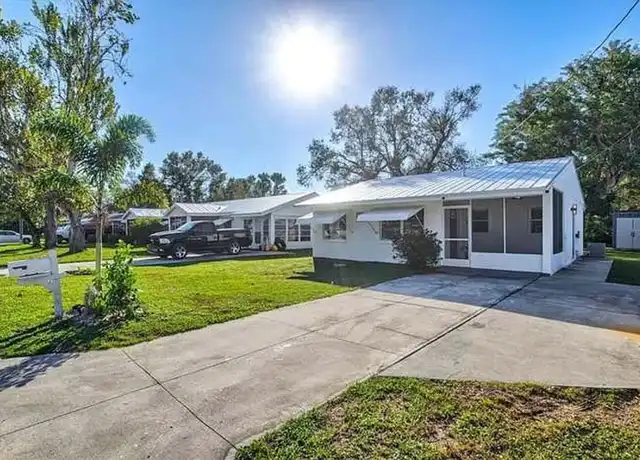 Property at 10192 SW Riverview Cir, Arcadia, FL, 34269, 2 beds, 1 bath, [object Object]