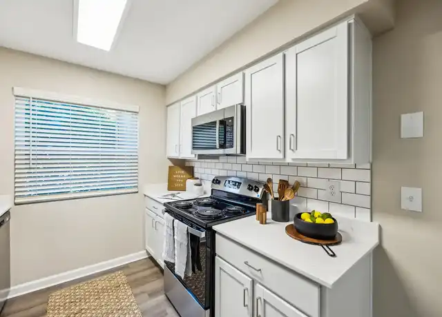Property at Aspen Lodge - 8100 Perry St, Overland Park, KS, 66204, 1 bed, 1 bath, [object Object]