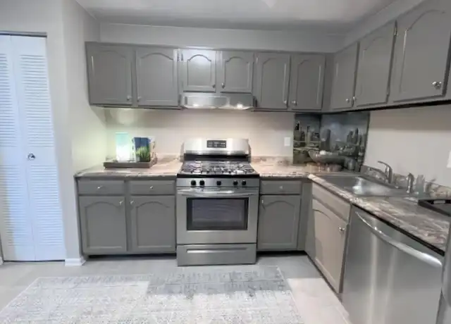 Property at 4 Monroe St, Rockville, MD, 20850, 1 bed, 1 bath, [object Object]