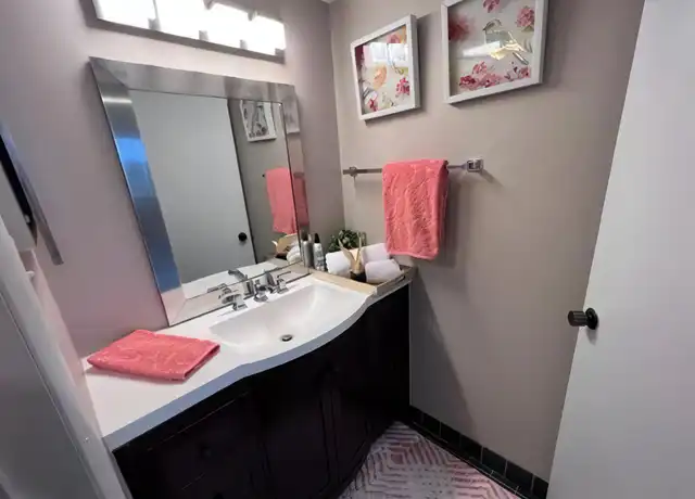Property at 4 Monroe St, Rockville, MD, 20850, 1 bed, 1 bath, [object Object]