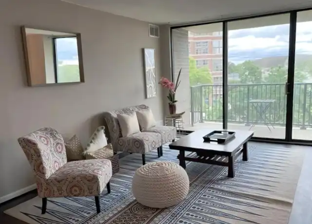 Property at 4 Monroe St, Rockville, MD, 20850, 1 bed, 1 bath, [object Object]