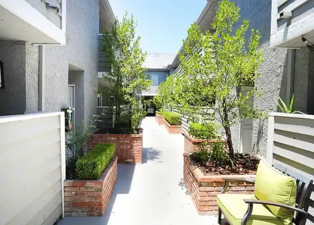 Property at Cape Cod Garden - 10740 Blix St, North Hollywood, CA, 91602, 1-2 bed, 1-2 bath, [object Object]
