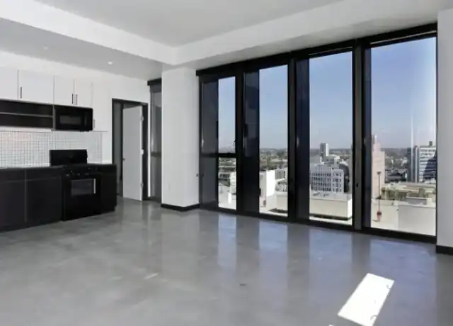 Property at 100 Long Beach Blvd, Long Beach, CA, 90802, 2 beds, 3 baths, [object Object]