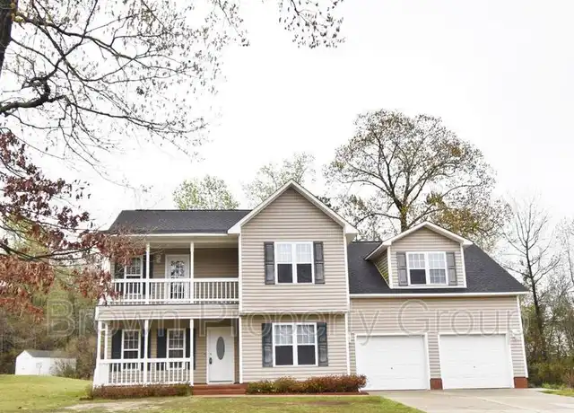 Property at 141 Pender Rd, Spring Lake, NC, 28390, 4 beds, 2.5 baths, [object Object]