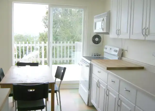 Property at 5038 17th Ave NE, Seattle, WA, 98105, 0 beds, 1 bath, [object Object]