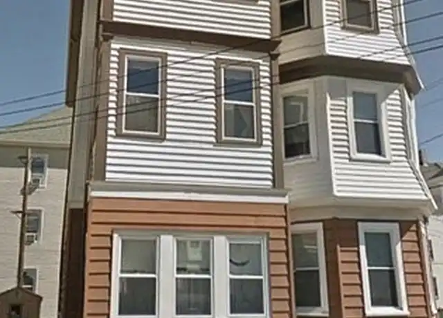 Property at 202 Brook St Unit 3, New Bedford, MA, 02746, 3 beds, 1 bath, [object Object]
