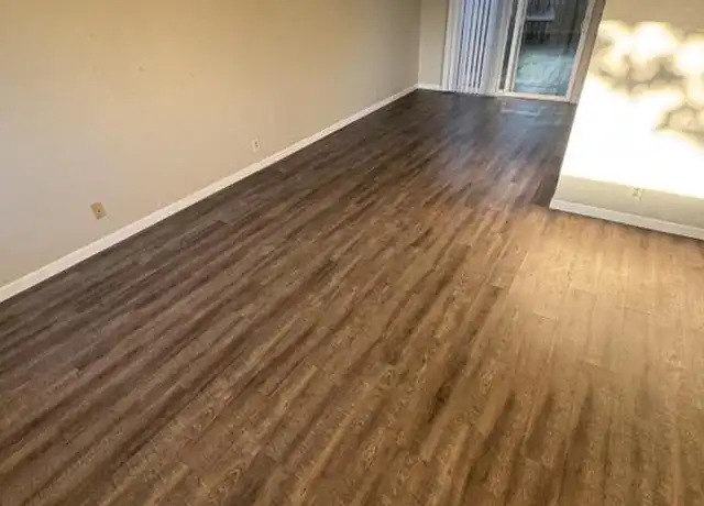 Property at 252 S 2nd St Unit A, Central Point, OR, 97502, 2 beds, 1 bath, [object Object]