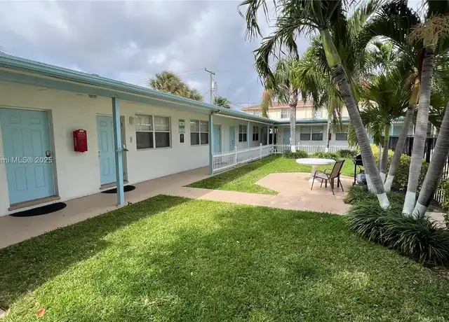 Property at 1601 S Federal Hwy Unit 8, Lake Worth Beach, FL, 33460, 0 beds, 1 bath, [object Object]