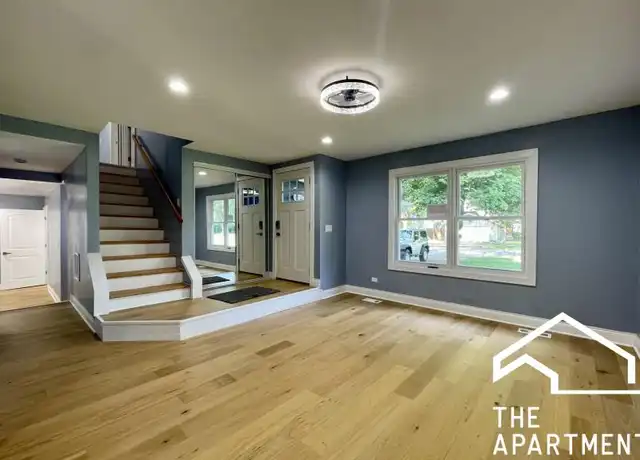 Property at 30W170 Cynthia Ct, Warrenville, IL, 60555, 4 beds, 2 baths, [object Object]
