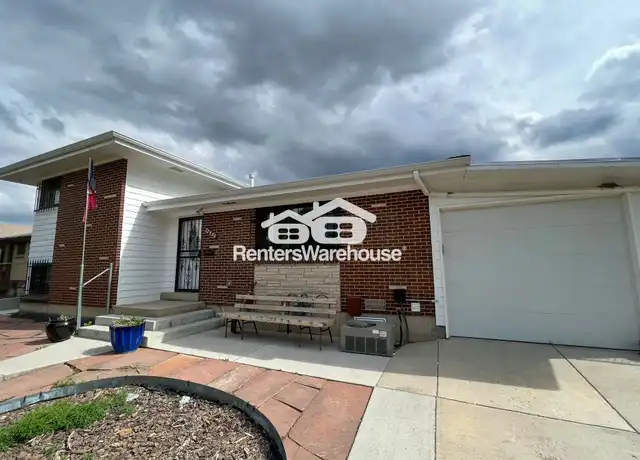 Property at 12496 E Park Lane Dr, Aurora, CO, 80011, 4 beds, 2 baths, [object Object]