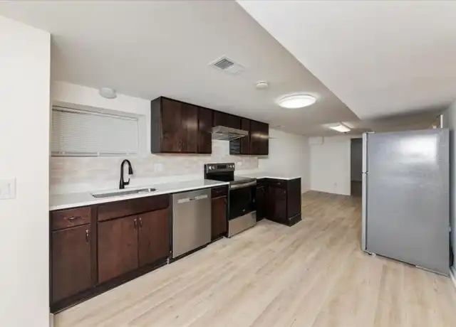 Property at 5639 N Artesian Ave, Chicago, IL, 60659, 2 beds, 1 bath, [object Object]