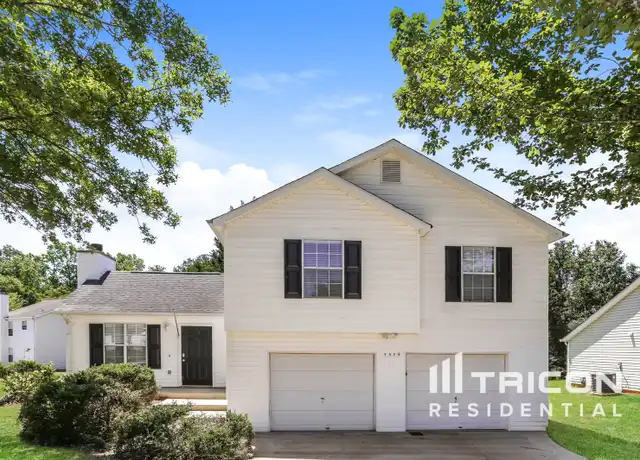 Property at 3539 Oak Leaf Ct, Rex, GA, 30273, 3 beds, 2 baths, [object Object]