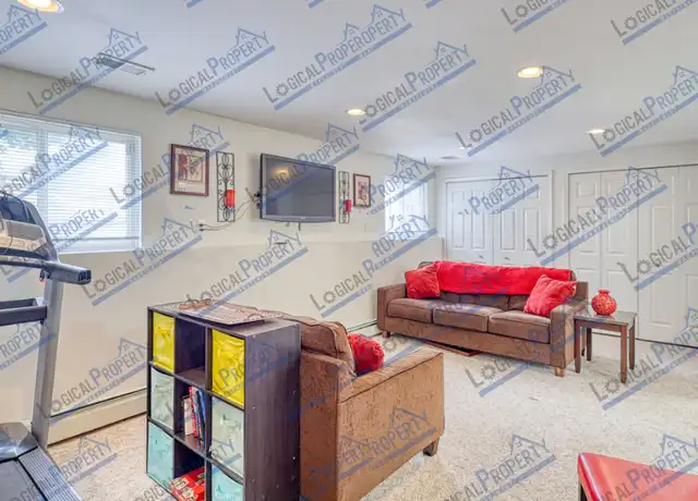 Property at 3121 Ferncliff Ave, Royal Oak, MI, 48073, 3 beds, 2 baths, [object Object]