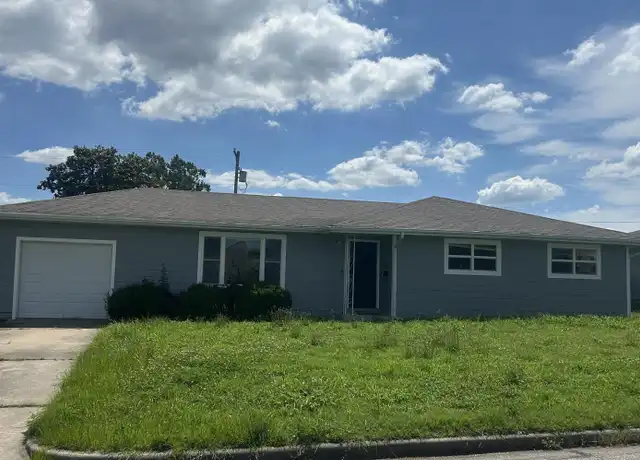Property at 2621 Missouri Ave, Joplin, MO, 64804, 3 beds, 2 baths, [object Object]