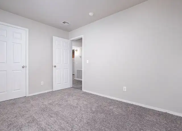 Property at Buffalo Creek Apartment Homes - 203 Summerfield Dr, Blanchard, OK, 73010, 2 beds, 1 bath, [object Object]
