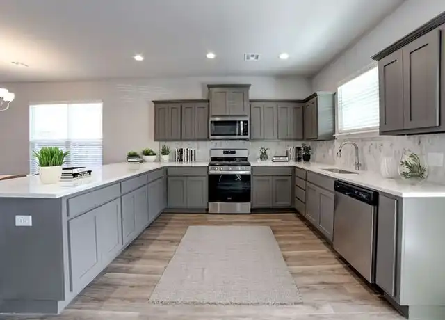 Property at 2426 E 6th St Unit b, Tulsa, OK, 74104, 4 beds, 2.5 baths, [object Object]