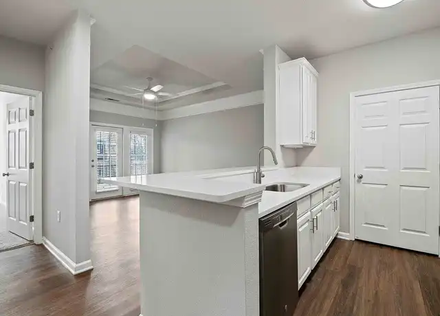 Property at Lake Clearwater Apartments - 3914 Lake Clearwater Pl, Indianapolis, IN, 46240, 1-2 bed, 1-2 bath, [object Object]