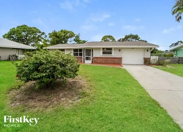 Property at 2770 Sunset Beach Dr, Venice, FL, 34293, 3 beds, 2 baths, [object Object]
