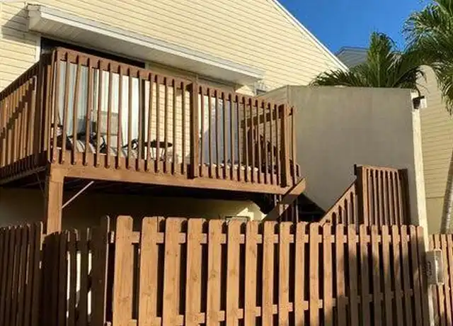 Property at 643 Executive Center Dr Unit Q207, West Palm Beach, FL, 33401, 1 bed, 1 bath, [object Object]