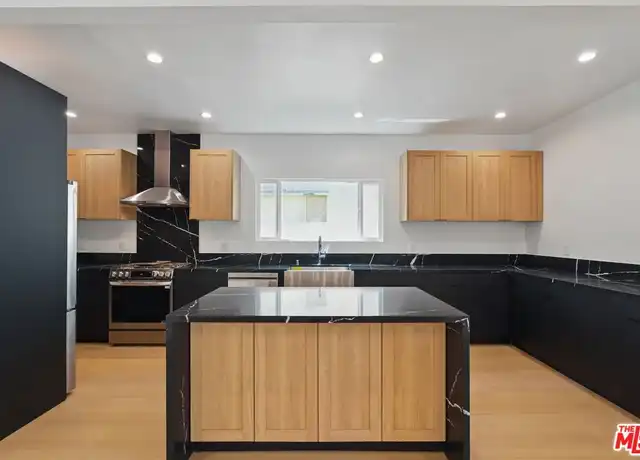 Property at 1134 S Wooster St, Los Angeles, CA, 90035, 2 beds, 2 baths, [object Object]