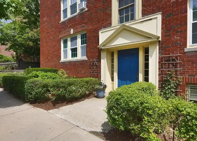 Property at 67 Marion St #2, Brookline, MA, 02446, 2 beds, 1 bath, [object Object]