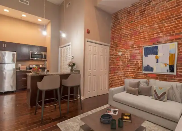 Property at 617 W Lexington St Unit C4, Baltimore, MD, 21201, 2 beds, 1 bath, [object Object]