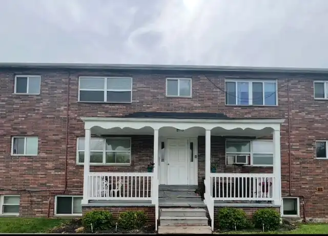Property at 4241 Manhattan Ave Unit 4241 2, Brunswick, OH, 44212, 3 beds, 1.5 baths, [object Object]