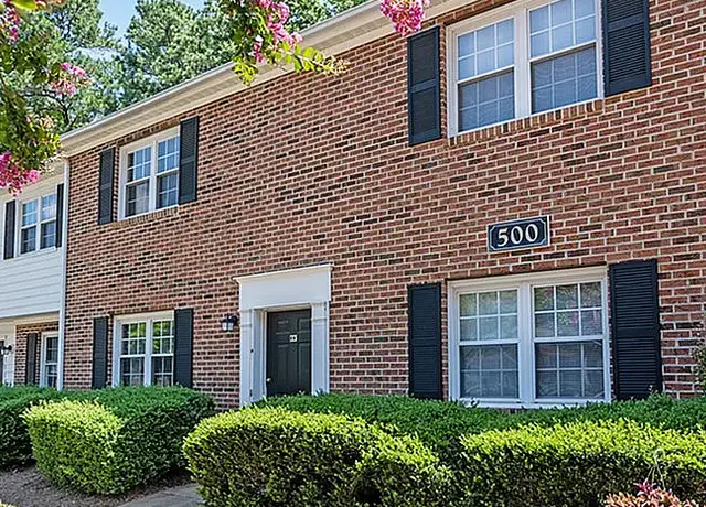 Photo of 500 Culpepper Hill Ct, Cary, NC 27513