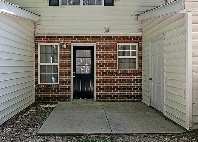 Photo of 500 Culpepper Hill Ct, Cary, NC 27513