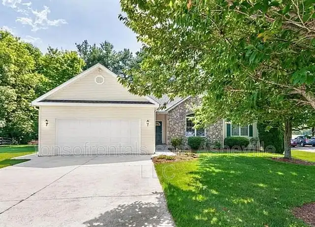Property at 180 Kingfisher Ln, Mills River, NC, 28759, 3 beds, 2 baths, [object Object]
