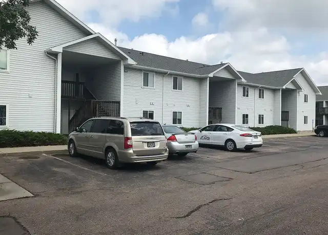 Property at Deer Ridge Apartments - 3615 W Ralph Rogers Rd, Sioux Falls, SD, 57108, 3 beds, 2 baths, [object Object]