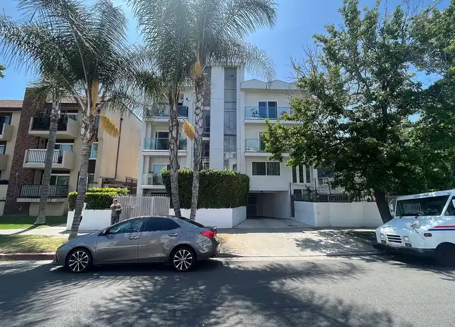 Property at The Place Apartments - 427 S Manhattan Pl, Los Angeles, CA, 90020, 0-1 beds, 1 bath, [object Object]