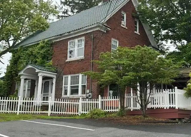 Property at 4740 New York 30, Amsterdam, NY, 12010, 2 beds, 1 bath, [object Object]