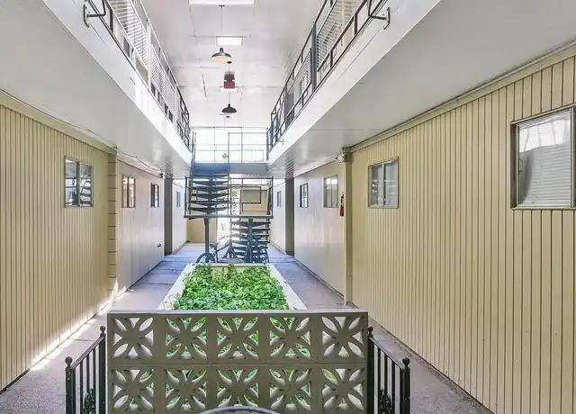 Property at 850 Martin Berhman - 850 Martin Behrman Ave, Metairie, LA, 70005, 1 bed, 1 bath, [object Object]