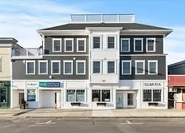 Property at 44 Maple St Unit 8, Danvers, MA, 01923, 1 bed, 1 bath, [object Object]
