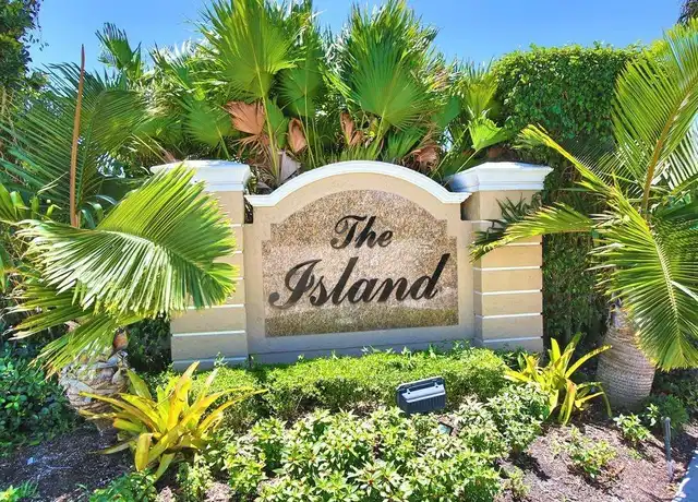 Property at 11840 NW 55th St, Coral Springs, FL, 33076, 4 beds, 2.5 baths, [object Object]