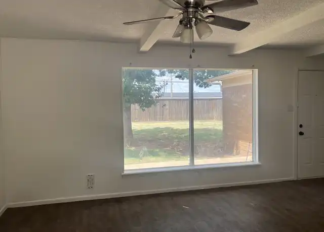 Property at 5420 39th Dr, Lubbock, TX, 79414, 3 beds, 2 baths, [object Object]