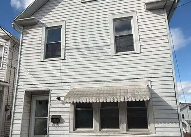 Property at 86 Lee Park Ave Unit 2, Hanover, PA, 18706, 2 beds, 1 bath, [object Object]
