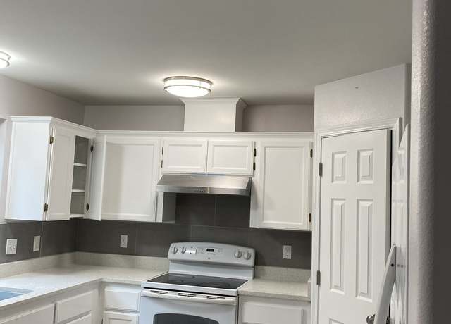 Photo of 16012 SE 254th St, Covington, WA 98042