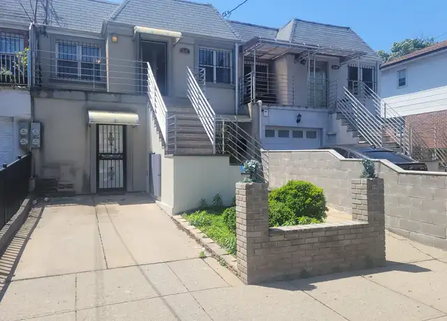 Property at 3026 69th St Unit 2, Woodside, NY, 11377, 2 beds, 1 bath, [object Object]