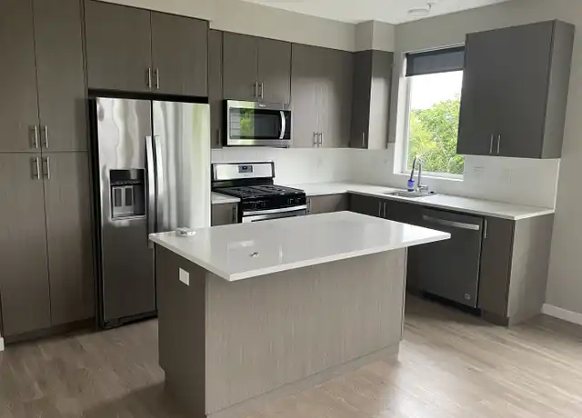Property at 1526 N Holman St #6, Portland, OR, 97217, 2 beds, 2 baths, [object Object]