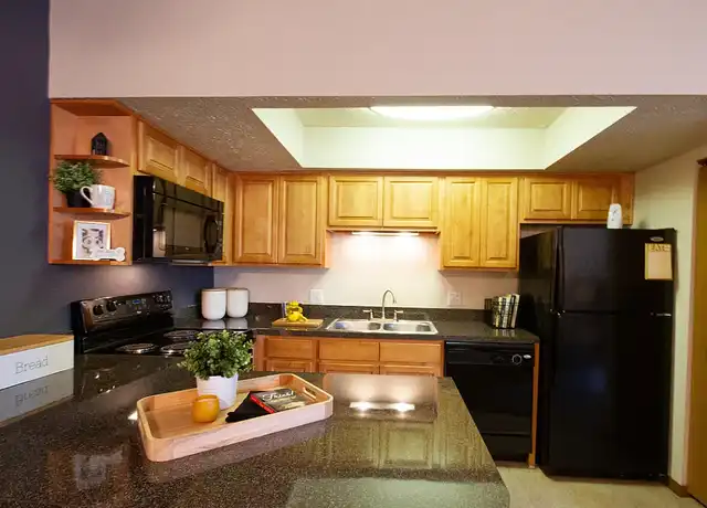 Property at TGM Worthington Green - 1739 Wetherburn Dr, Columbus, OH, 43235, 1 bed, 1 bath, [object Object]