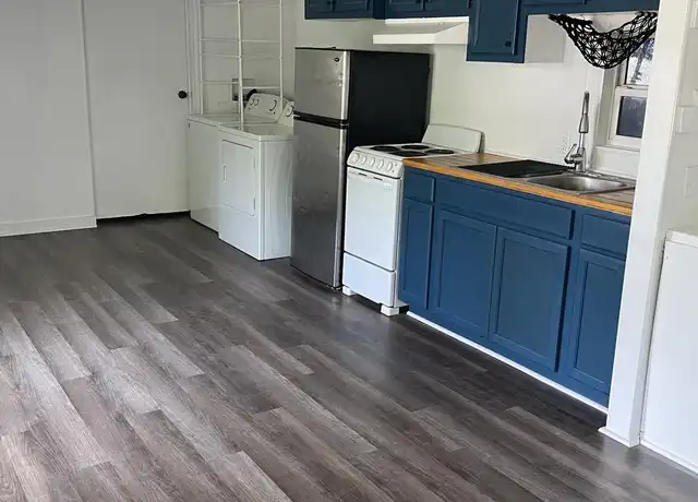 Property at 12745 Pecan Tree Ct, Willis, TX, 77318, 1 bed, 1 bath, [object Object]