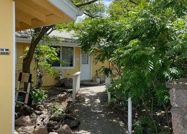 Property at 1285 Eston Ct, Medford, OR, 97501, 4 beds, 2 baths, [object Object]