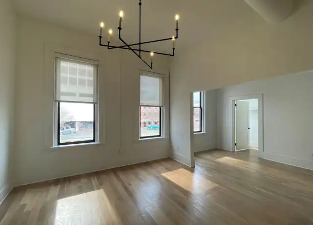 Property at 582 Mulberry St Unit 206, Macon, GA, 31201, 1 bed, 1 bath, [object Object]