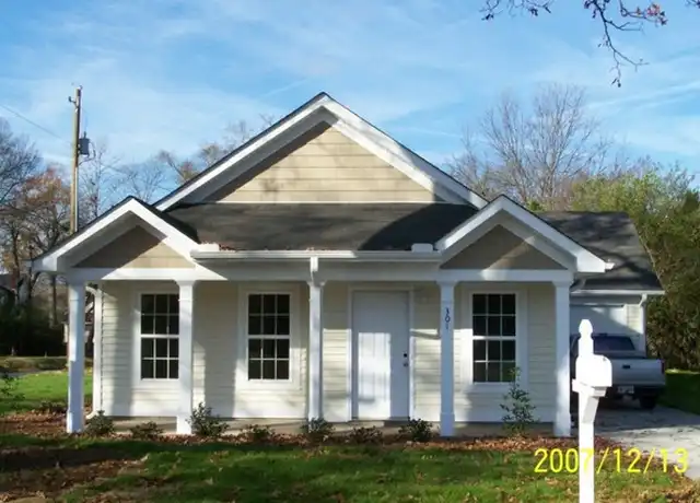 Property at 301 N 12th St, Griffin, GA, 30223, 3 beds, 2 baths, [object Object]