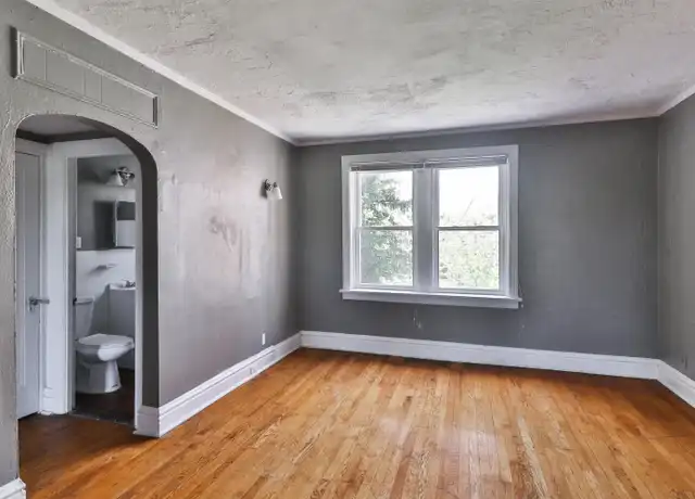 Property at 3860 Bamberger Ave, St. Louis, MO, 63116, 2 beds, 1 bath, [object Object]