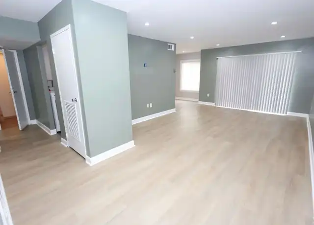 Property at 6984 Hanover Pkwy #200, Greenbelt, MD, 20770, 2 beds, 2 baths, [object Object]