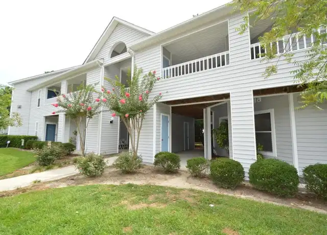 Property at 118 Breezewood Dr Unit D, Greenville, NC, 27858, 2 beds, 2 baths, [object Object]